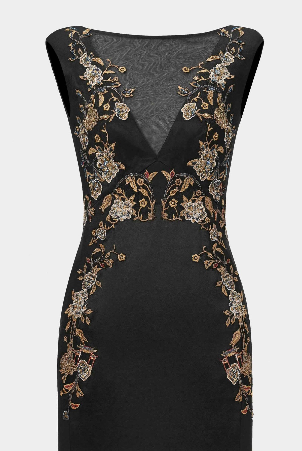 Customize:Embroidered High-Waist Gown