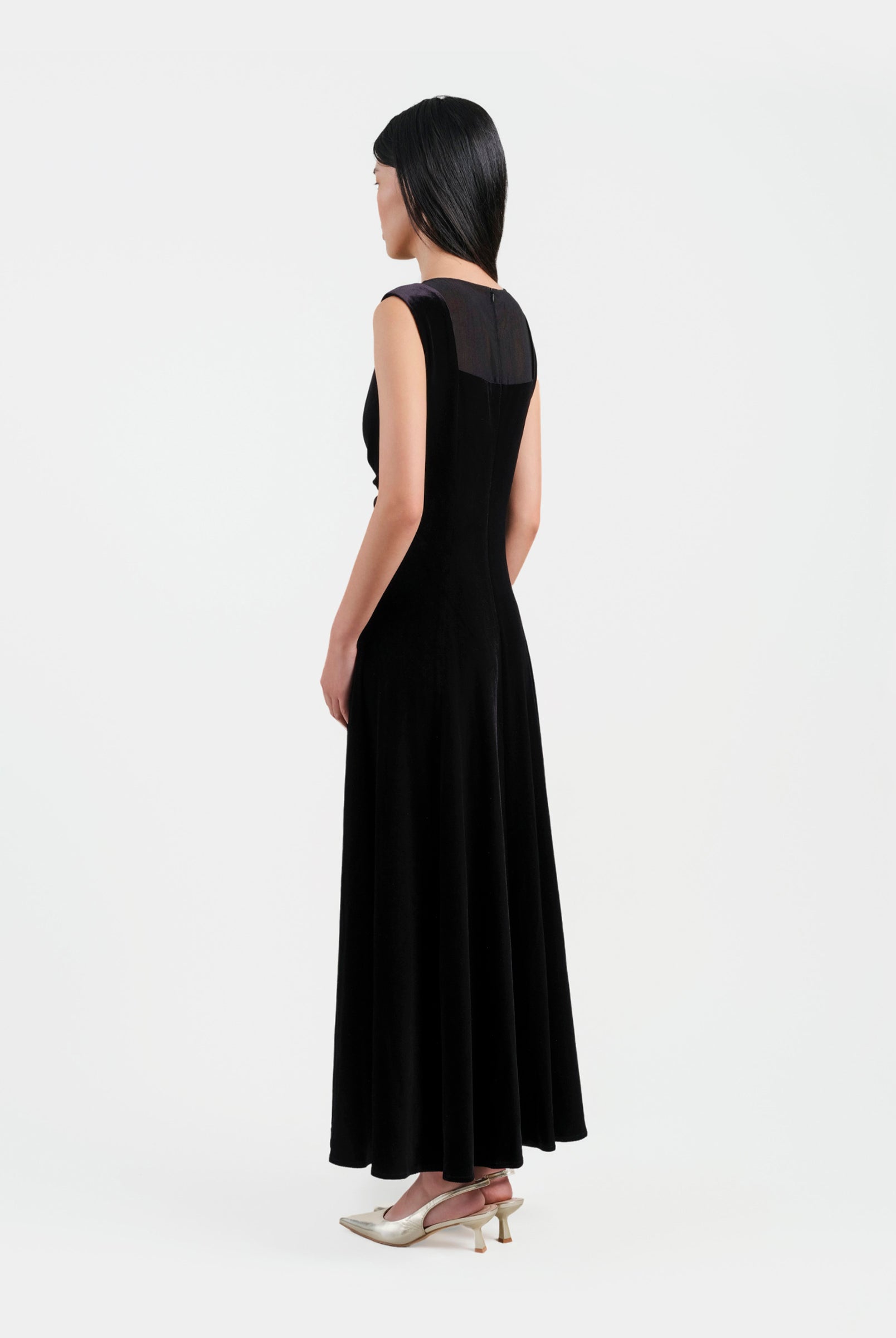 Riverscape Embroidered Cinched-Waist Dress - Sussiland