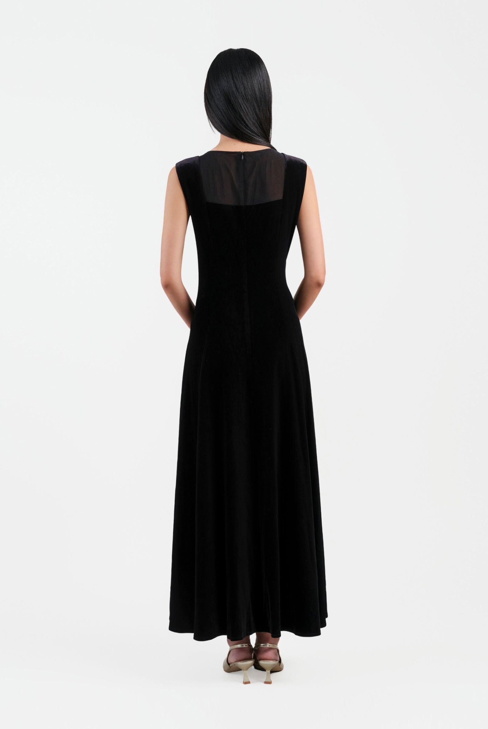 Riverscape Embroidered Cinched-Waist Dress - Sussiland