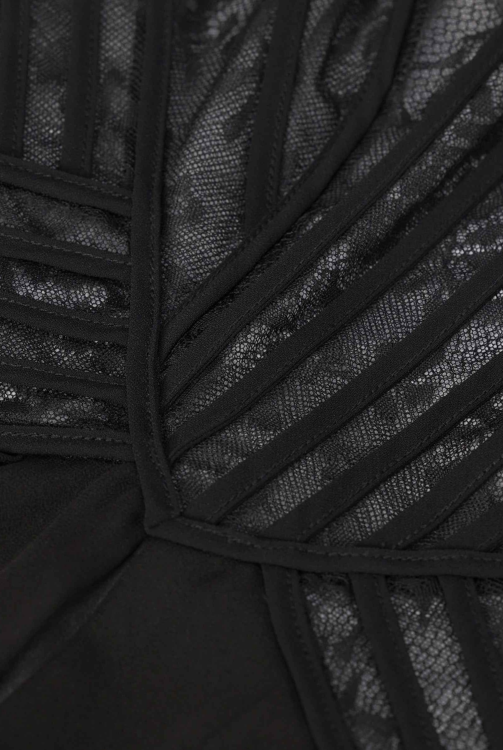 Elegant Cinched-Waist Dress