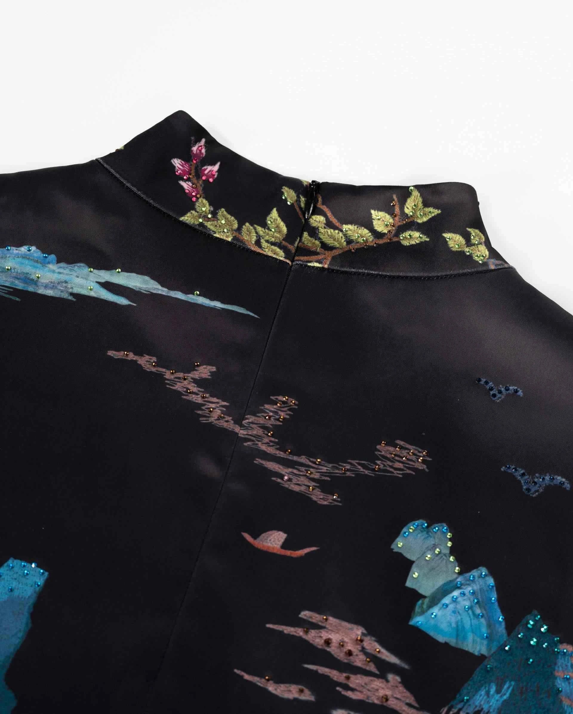Grand-Vista Tasseled Shawl