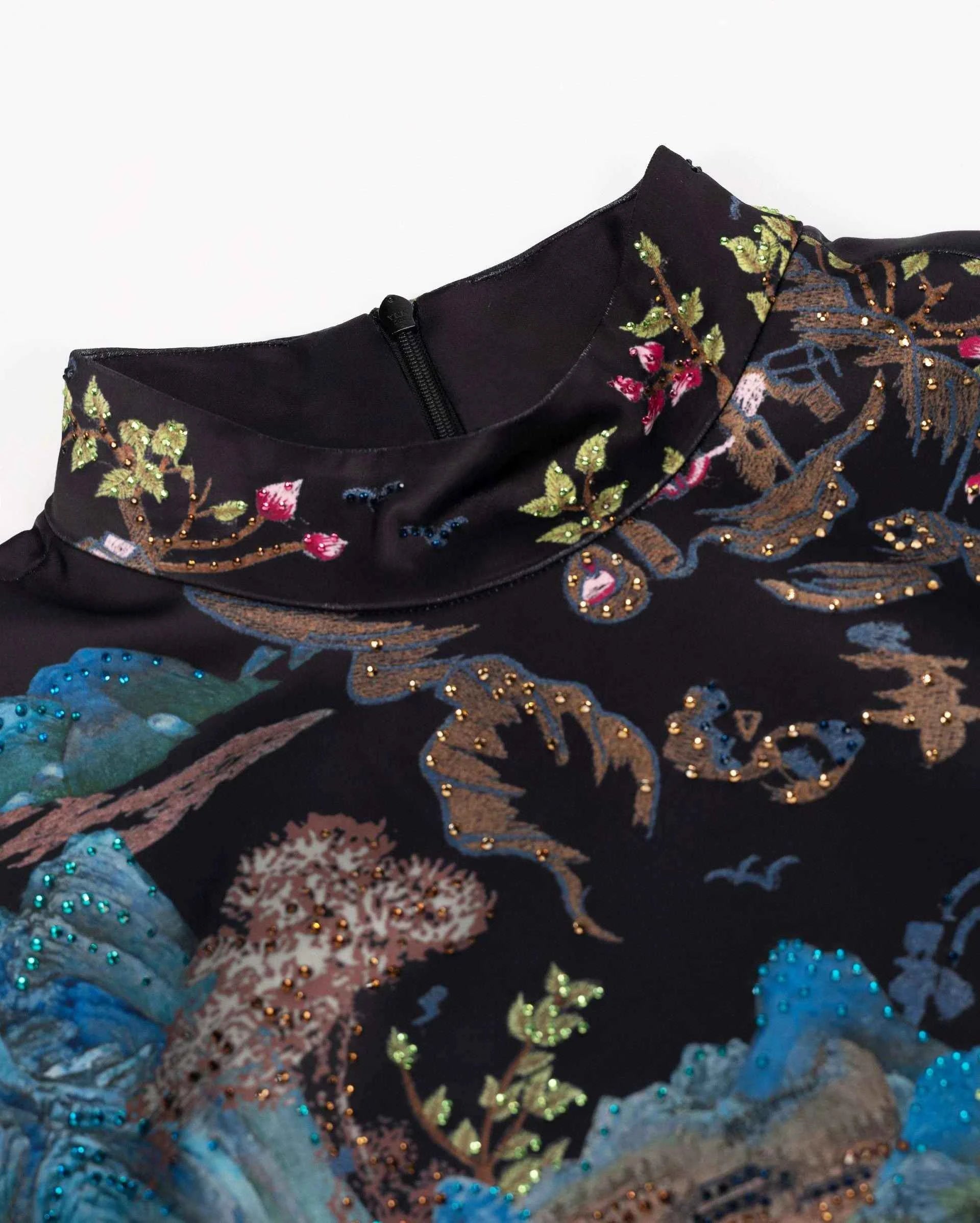 Grand-Vista Tasseled Shawl